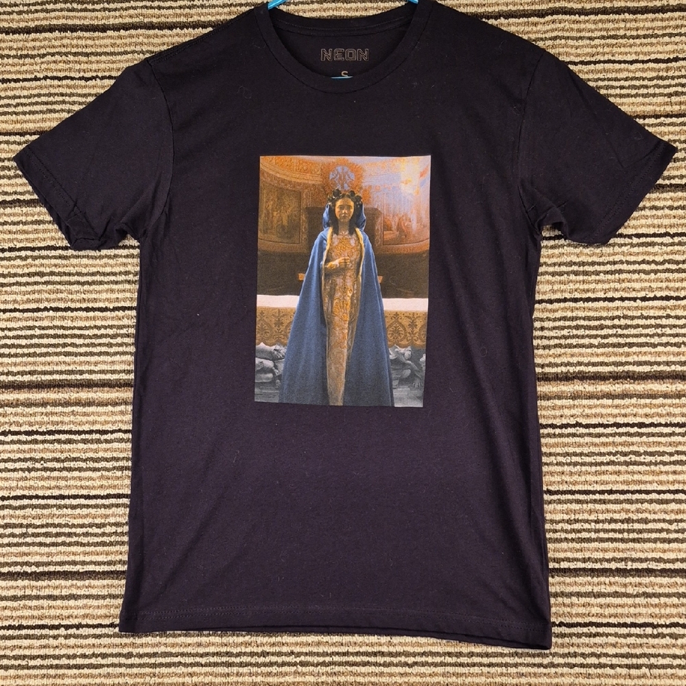 IMMACULATE Movie Promo Neon Sydney Sweeney Black‎ Cotton USA Mens Small T Shirt